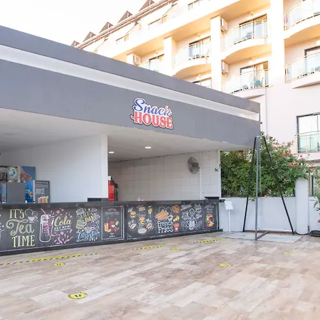 Armas Garden Hotel